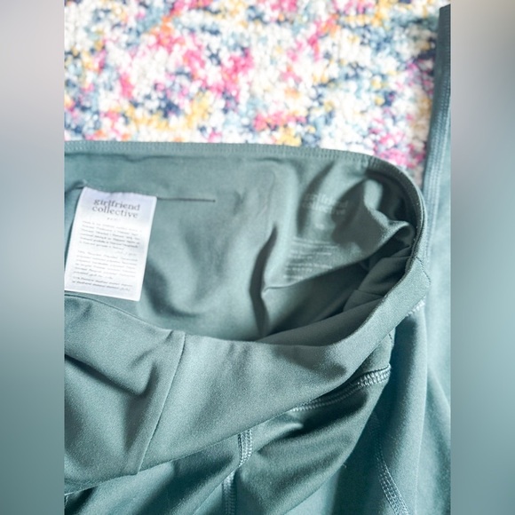 The Girlfriend Collective Compressive High Waisted Leggings - Picture 11 of 11